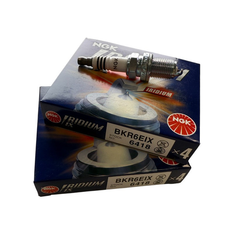 شمع خودرو ایریدیوم ان جی کی مدل BKR6EIX-11-6418 پایه کوتاه مناسب برای تویوتا کرولا بسته 4 عددی