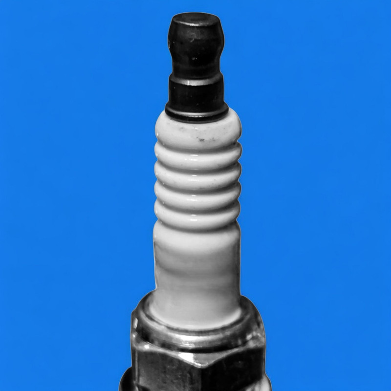 شمع تقویتی خودرو فورس مدل سوزنی پایه کوتاه مناسب برای پژو 206 تیپ 2 و پژو 207 TU3 بسته 4 عددی